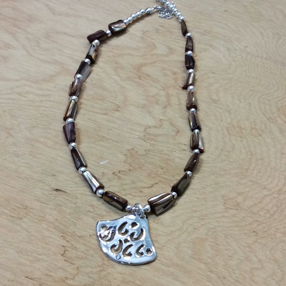 Brown mop shells silver necklace new - Picture 2 of 2